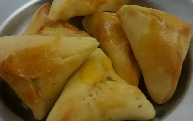 Esfiha da Tia Nenê - fácil - fácil