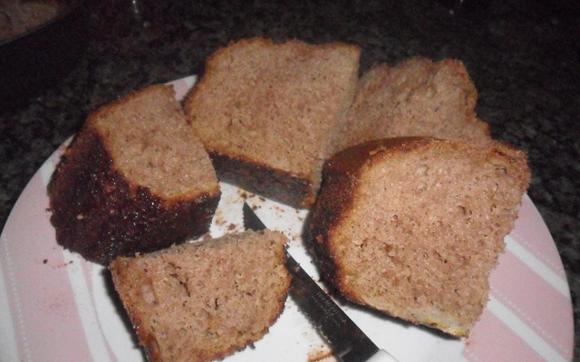 Bolo de banana super fácil e delicioso