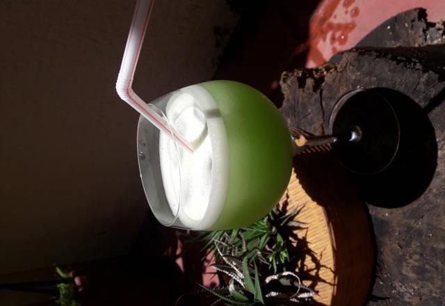 Suco de chuchu com limão