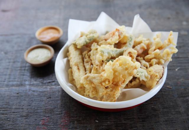 Tempura de camarão ou legumes de sua preferência