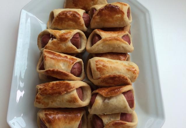 Pãozinho com salsicha