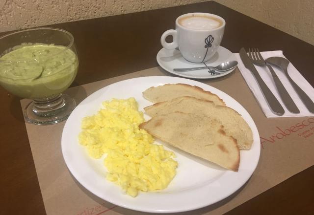 Creme de abacate com whey