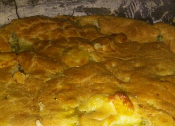 Torta de brócolis com requeijão deliciosa