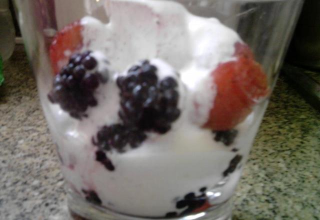 Chantilly light com frutas