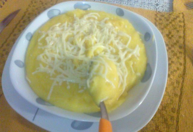Purê de batata salsa