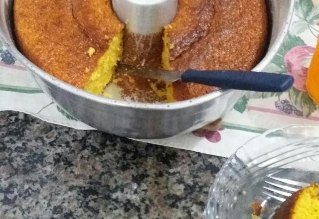 Bolo de milho e milharina