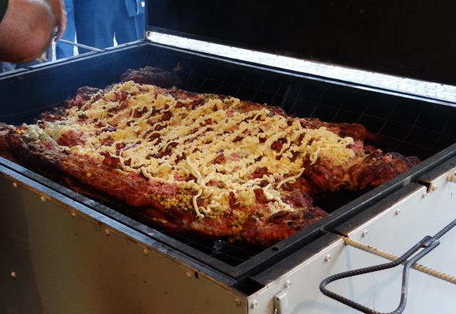 Porco pizza