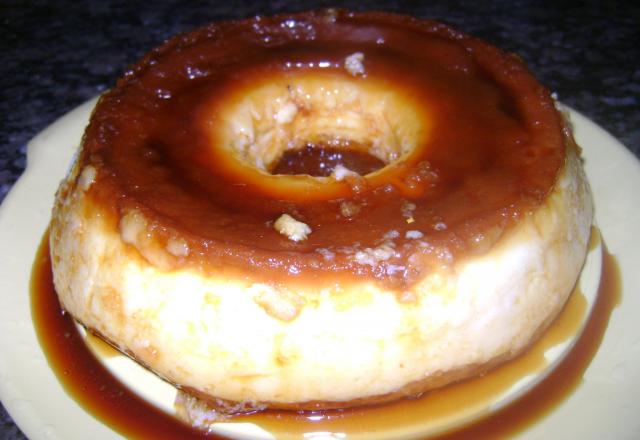Pudim mineiro com canela