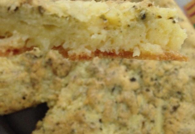 Quiche de tapioca com alho e queijo