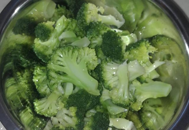 Salada de brócolis