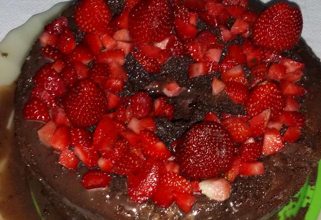 Bolo úmido de chocolate