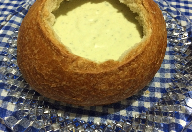 Pão italiano de queijo gorgonzola da Mari
