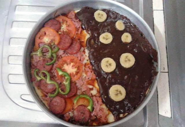 Pizza meio a meio com fermento químico
