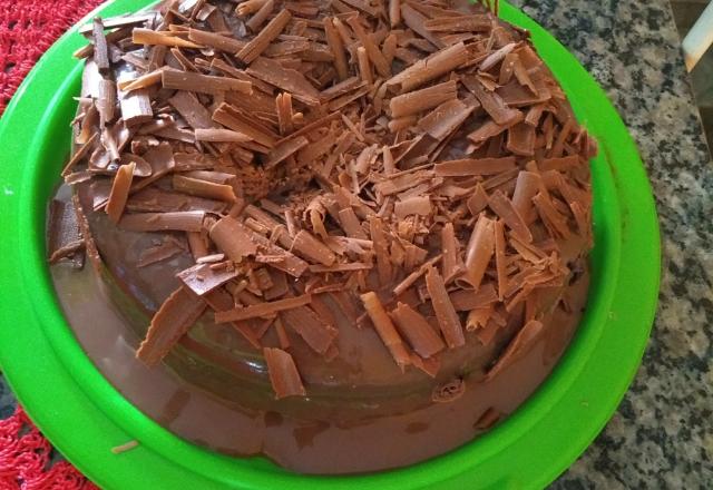 Bolo de chocolate muito fácil