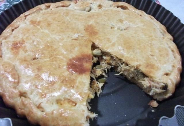 Torta cremosa de frango com requeijão