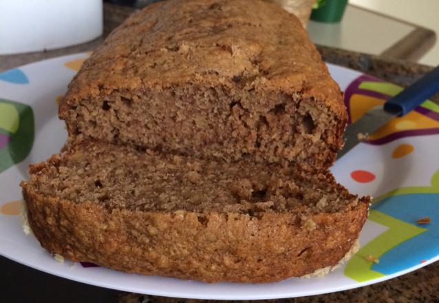 Bolo de banana com aveia