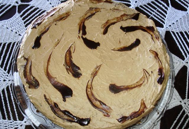 Bolo de chocolate e café