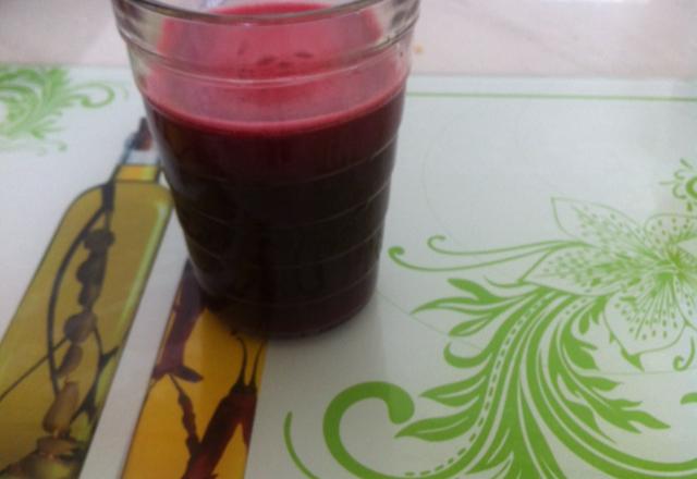 Suco de beterraba com laranja