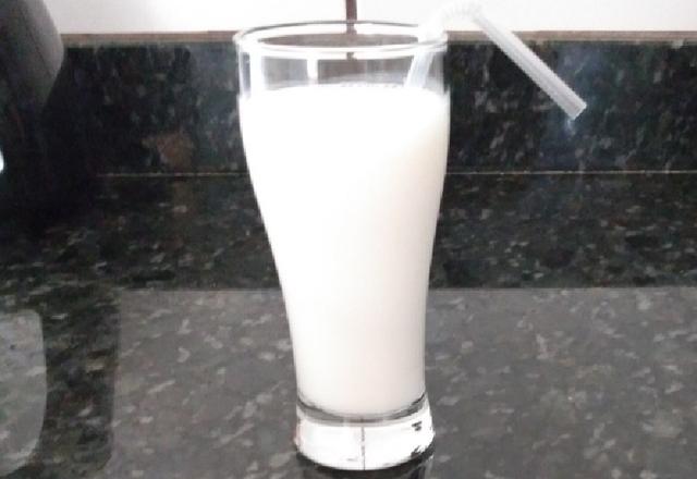 Leite de camelo (batida)