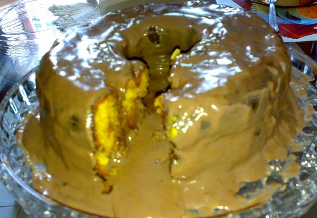 Bolo de cenoura delícia