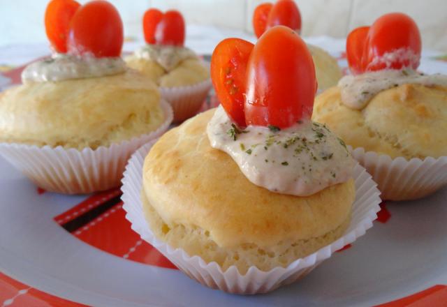 Cupcake salgado com patê de atum