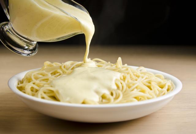 Massa ao molho tipo fondue 