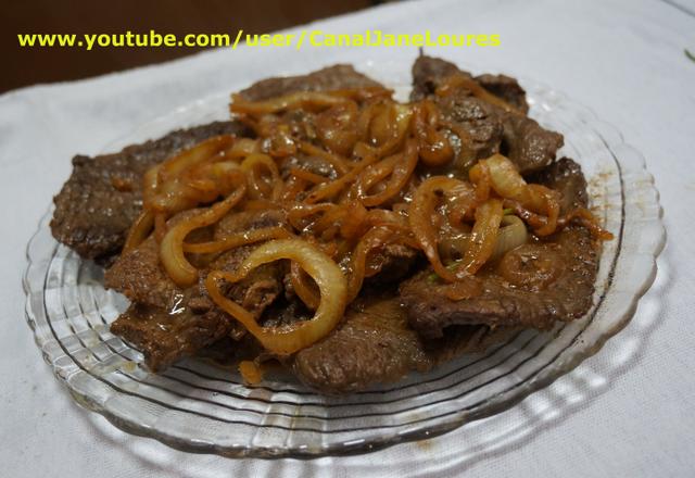 Bife de fígado frito