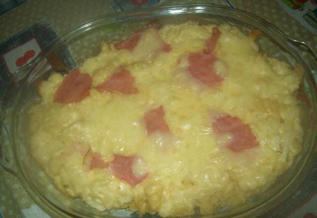 Macarrão com molho branco