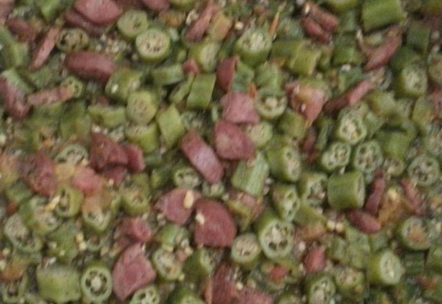 Quiabo com calabresa