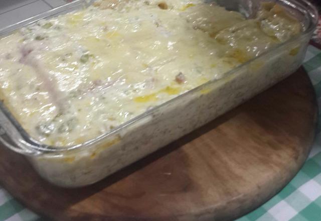 Lasanha de brócolis com molho branco