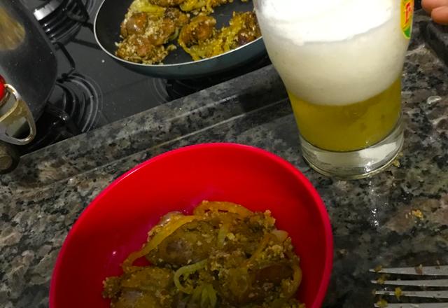 Aperitivo de fígado de galinha