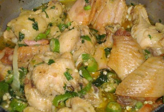 Drumet de frango com quiabo