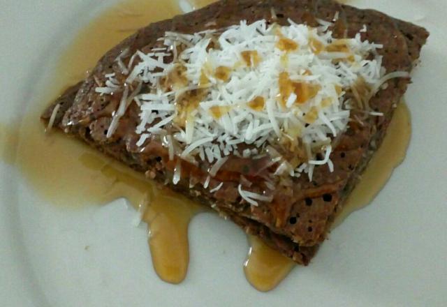 Panqueca fit de aveia, cacau e coco