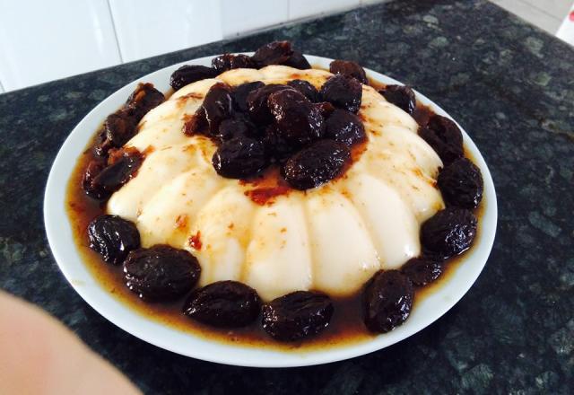 Flan especial (calda de ameixas)