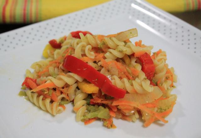 Macarrão com legumes