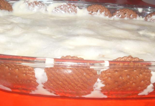 Pavê de biscoito maria