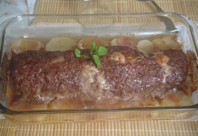 Rocambole de carne moída