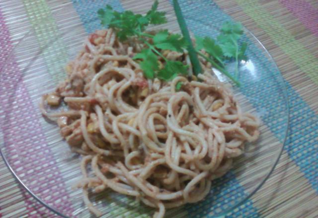 Macarrão com estrogonofe
