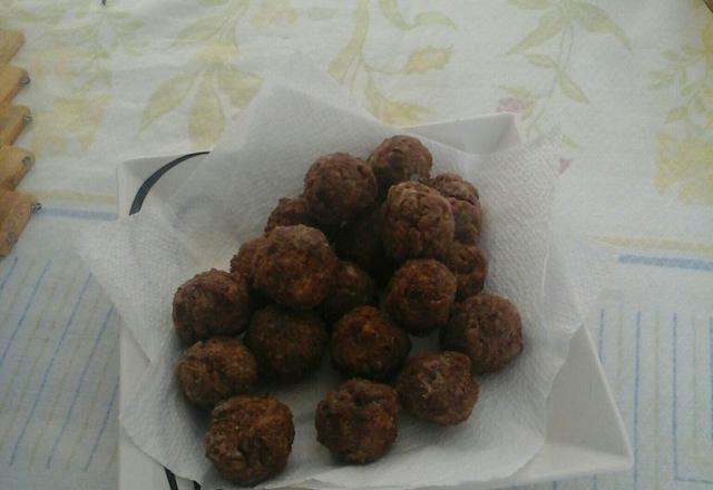 Bolinho de carne moida