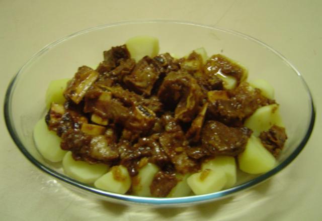 Costela de boi na panela sem água