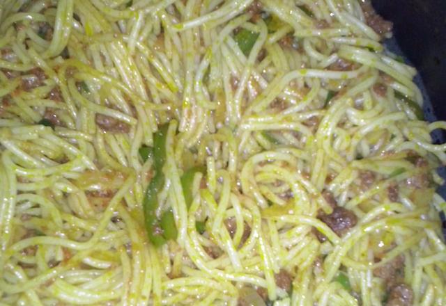 Macarrão com carne moída