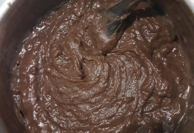 Brigadeiro de casca de banana