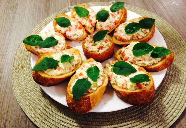 Brusqueta com queijo cottage