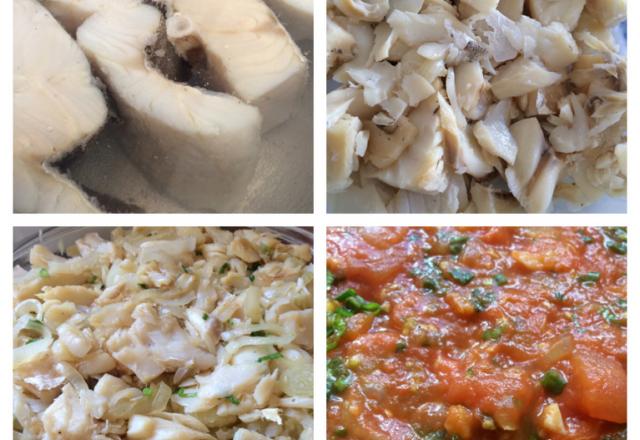 Bacalhau com batatas e molho de tomates