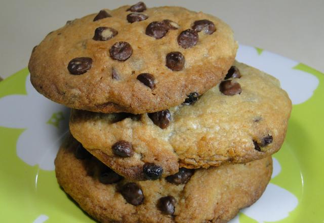 Cookies com gotas de chocolate
