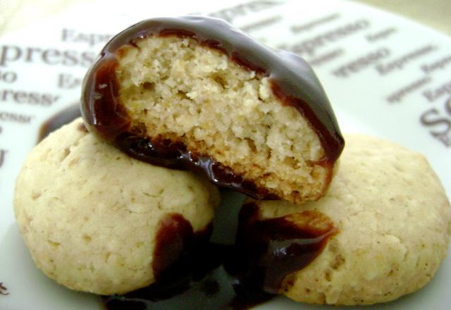 Bolachinhas de aveia com molho de chocolate