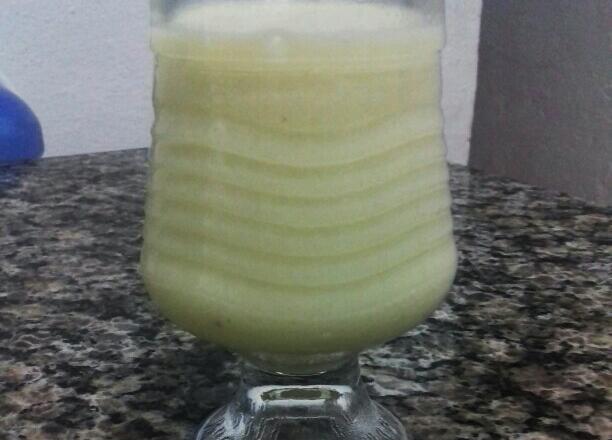 Vitamina de abacate com banana