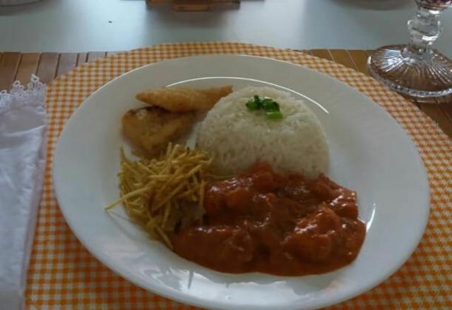 Estrogonofe de peixe