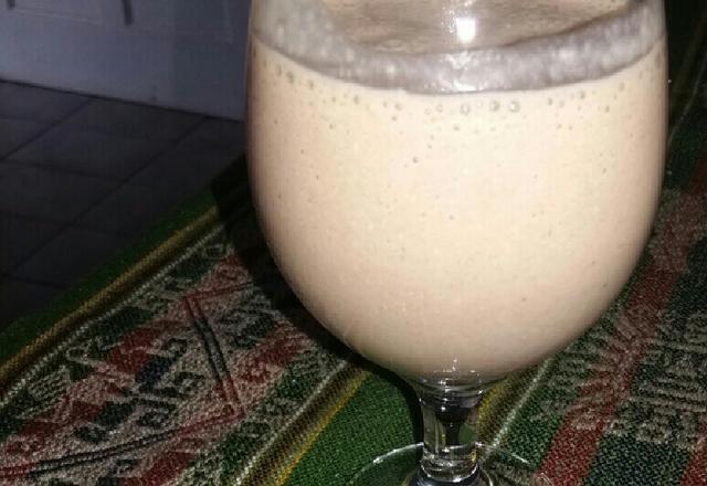 Vitamina de banana com canela