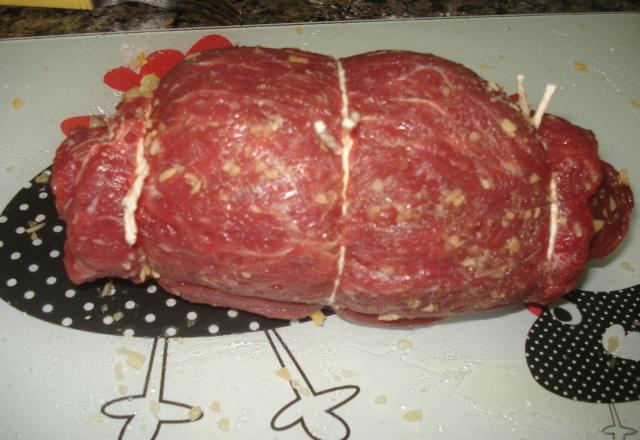 Mignon recheado com mussarela de búfala e jamon